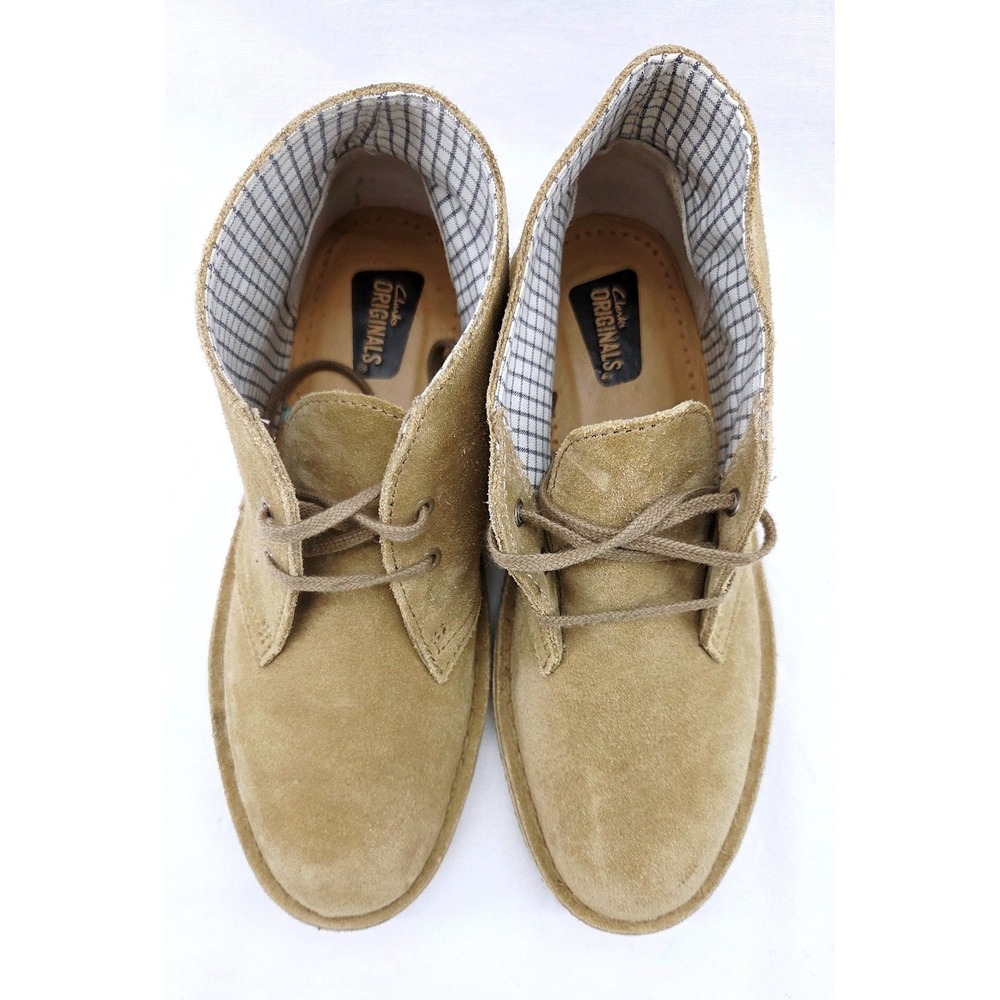 Clarks® Womens Desert Chukka Boot - Size 7 - Picture 3 of 8